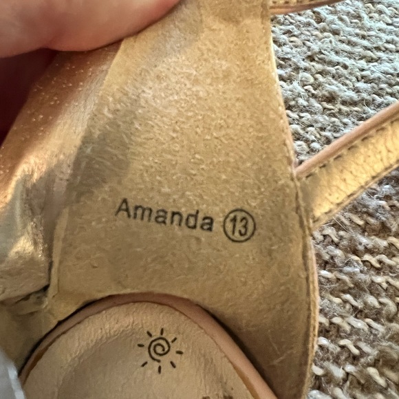 Girls dress shoes - Picture 3 of 3